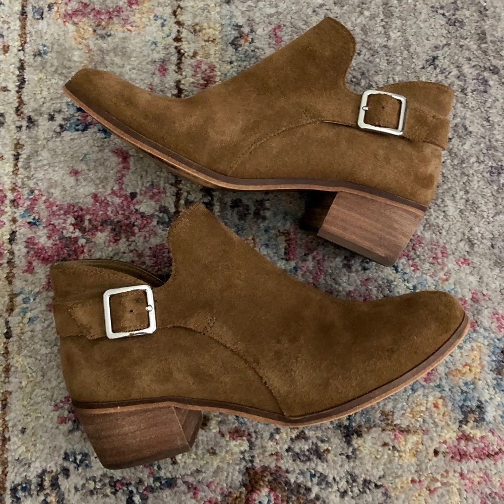 Susina Tan Leather Booties